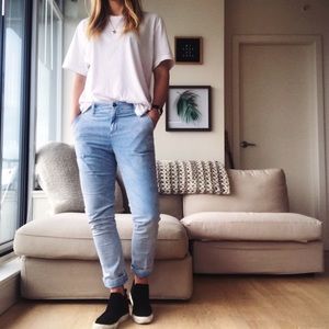 Girlfriend Chino Pant